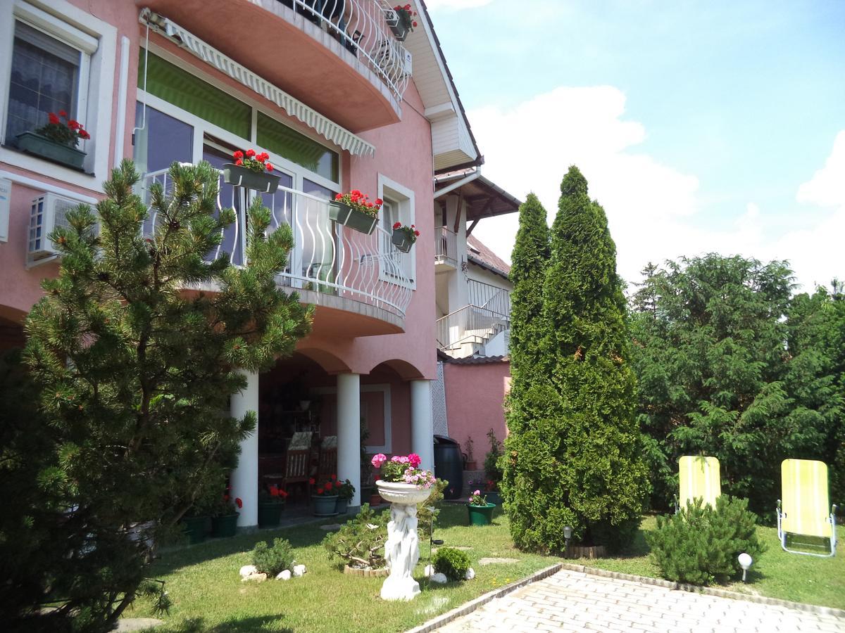 Maria Apartman Apartment Heviz Bagian luar foto